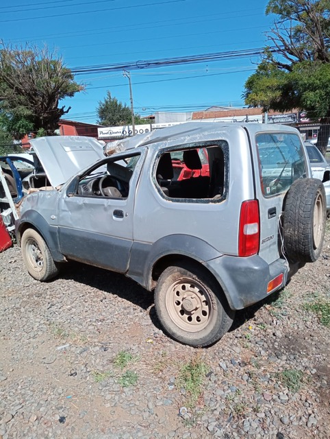  Suzuki JIMNY 2010    EN DESARME